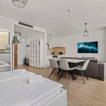 Lam Waves - Ac - Terrace * Bratislava
