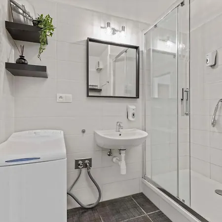 Lam Waves - Ac - Terrace Apartment